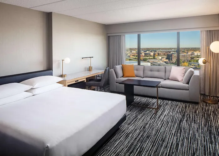 Hyatt Regency 3*
